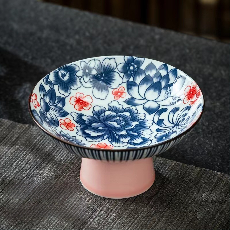 Porcelán gyümölcstál, vintage egyszerű stílus, 2023 szeptemberében bemutatva.