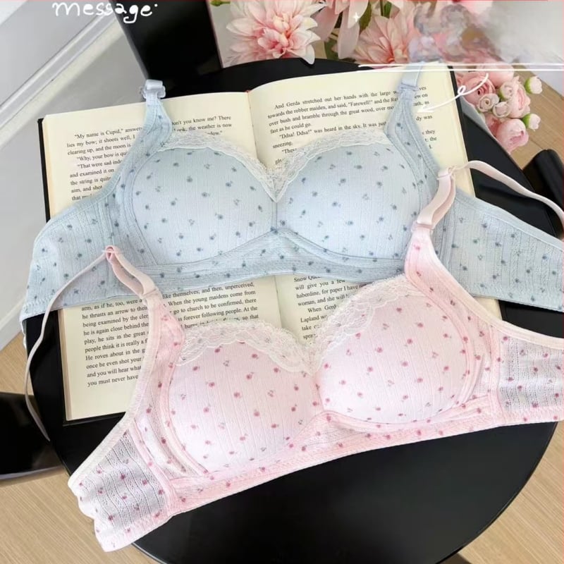 Безшевен дантелен бюстгальтер, 3/4 чашка, тънък формован панел с пяна, найлон със спандекс, закопчаване на гърба с три реда куки, презрамки фиксирани