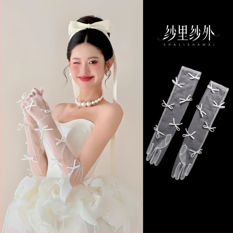 Menyasszonyi kesztyű csipke hálóval, masnival, középhosszú, Office Lady stílusú, esküvői kiegészítő, termékkód 6.16, testreszabás elérhető