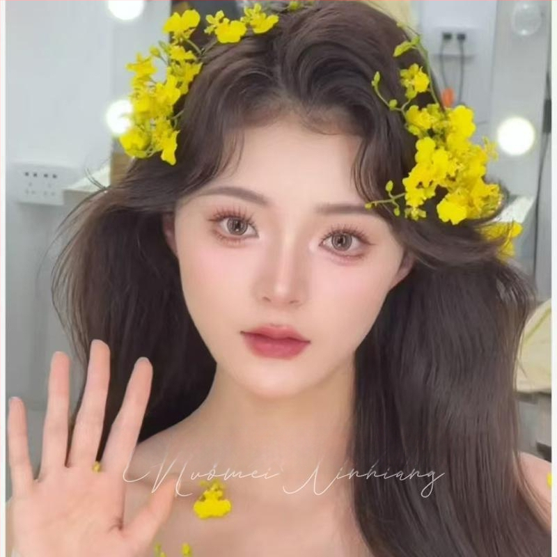 Gyermekeknek szóló hajtű — fémből készült orchideás dísz, fotókellék, menyasszonyi hajdísz