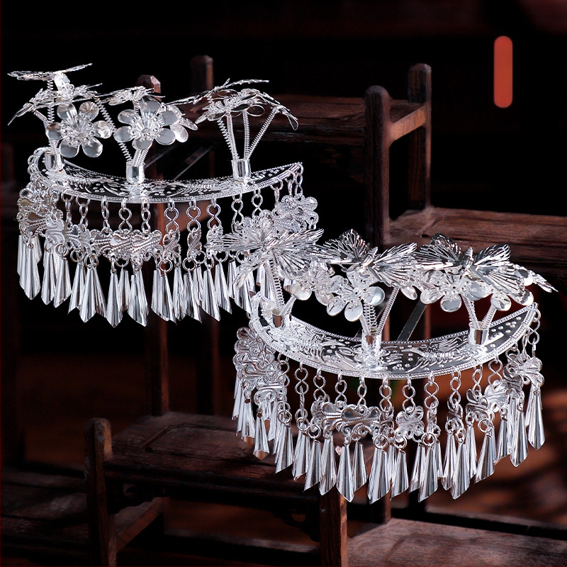 Etno-stílusú hajcsat, ötvözetből, levél motívummal, kézzel készített, testreszabható