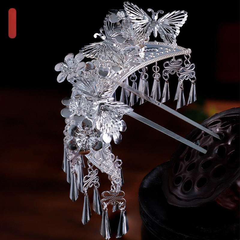 Etno-stílusú hajcsat, ötvözetből, levél motívummal, kézzel készített, testreszabható