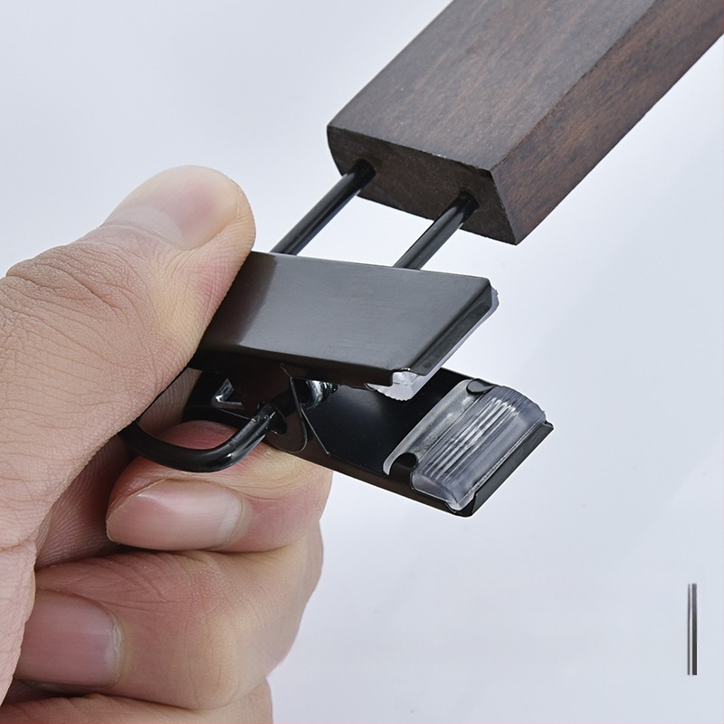 Kietas medienos kelnių laikiklis su klipais ir kaklaraiščių laikikliu — nepalieka žymių ant drabužių, prekė onlya, Kinų stilius, 1 vnt, Spausdintas logotipas, Nepriklausomas gamintojas