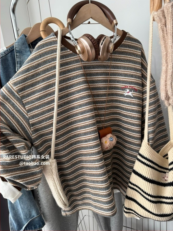 Ženski hoodie s kapuljom od mekanog pliša, vezeni motiv psa i prugasti uzorak, jesen-zima, udoban ležeran kroj