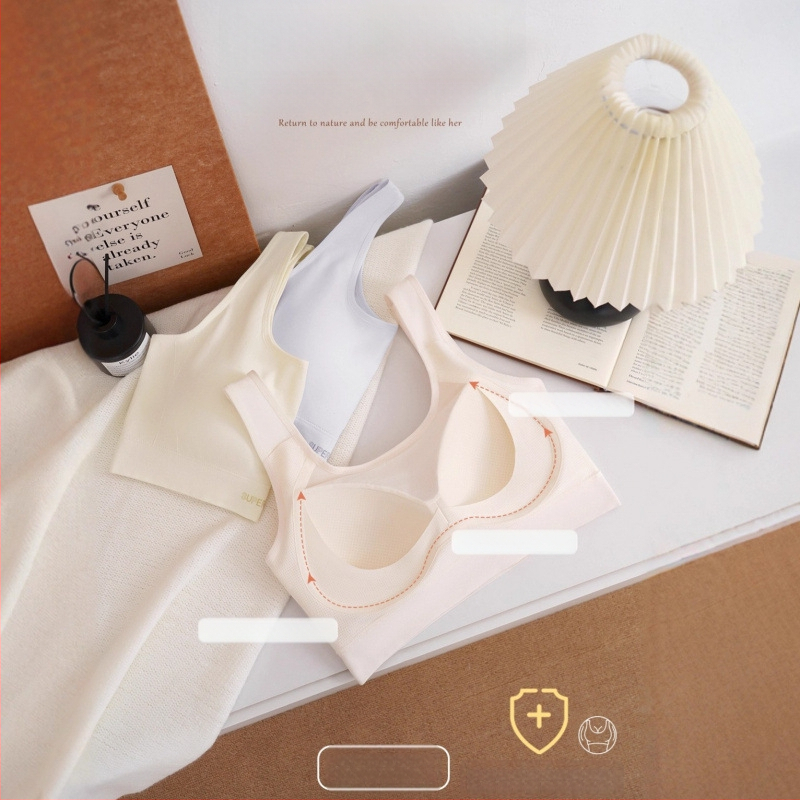 Viskozės be siūlių tube top su keliamomis formuotomis krūties kupromis, pilnais kupolais, plačiomis petnešėlėmis