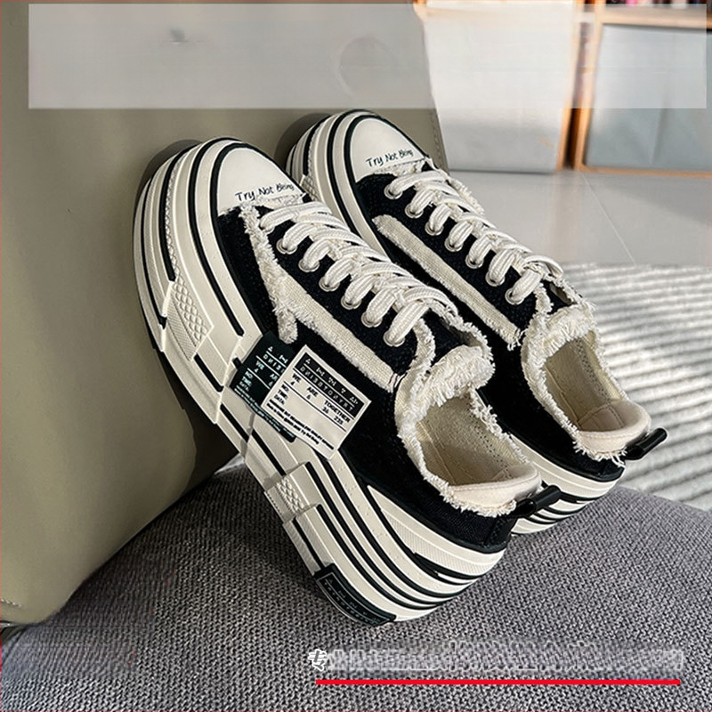 Unisex tenisky z plátna s skrytým podpätkom, hrubá gumová podrážka, zväčšenie výšky, zapínanie na šnúry vpredu i vzadu, jesenný casual štýl