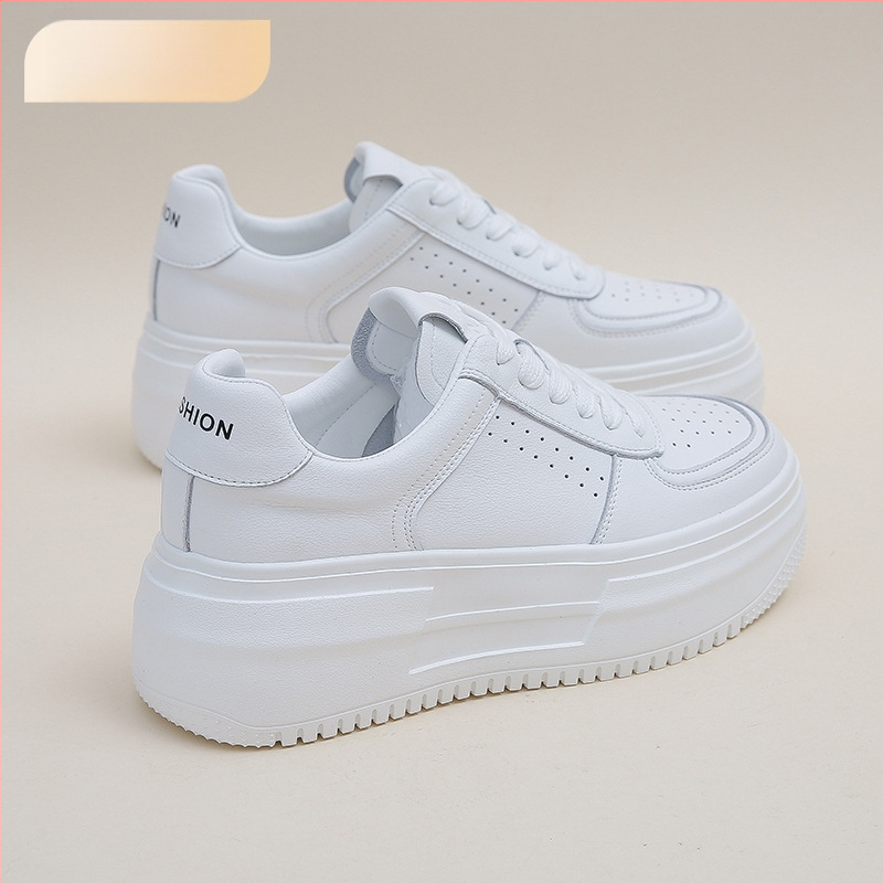 Pantofi sport din piele naturală, talpă groasă, șireturi, creștere internă a înălțimii, căptușeală respirabilă