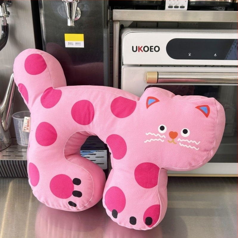 Plyšový vankúš s potlačeným vzorom, tlačený materiál, PP bavlna výplň, jednoduchý a moderný štýl.