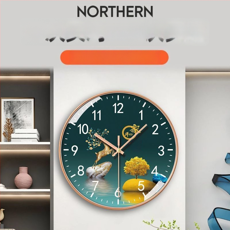 Стенно часовник с Hengfan кварцов механизъм, пластмасов корпус и циферблат, батерийно захранване, едностранен, прост и модерен стил