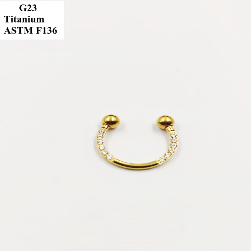 Nosový prsteň, G23 titanová zliatina, tvar U, zirkónové kamene, C-tvarovaná otočná gulička