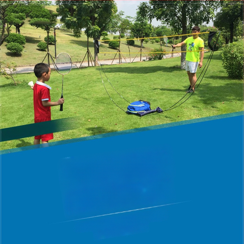 Set rakiet na badminton pre 2–4 osoby, rám z ferro- zliatiny, nylonové šnúry, hmotnosť 95–100 g, hrúbka rukoväte G5, tvrdosť tyče extra hard