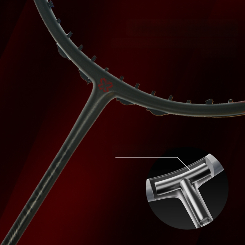 Raketa na badminton Psyche s plným karbónovým rámom, hmotnosť 85–89 g, hrúbka rúčky G5, priamy úder, stredná tuhosť