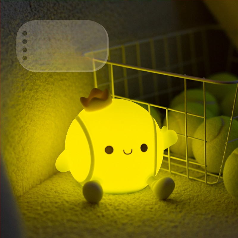 Nočná lampa v tvare tenisovej rakety, USB nabíjanie, silikónové tienidlo, vstavaná batéria, napätie ≤ 36 V, FCC certifikované