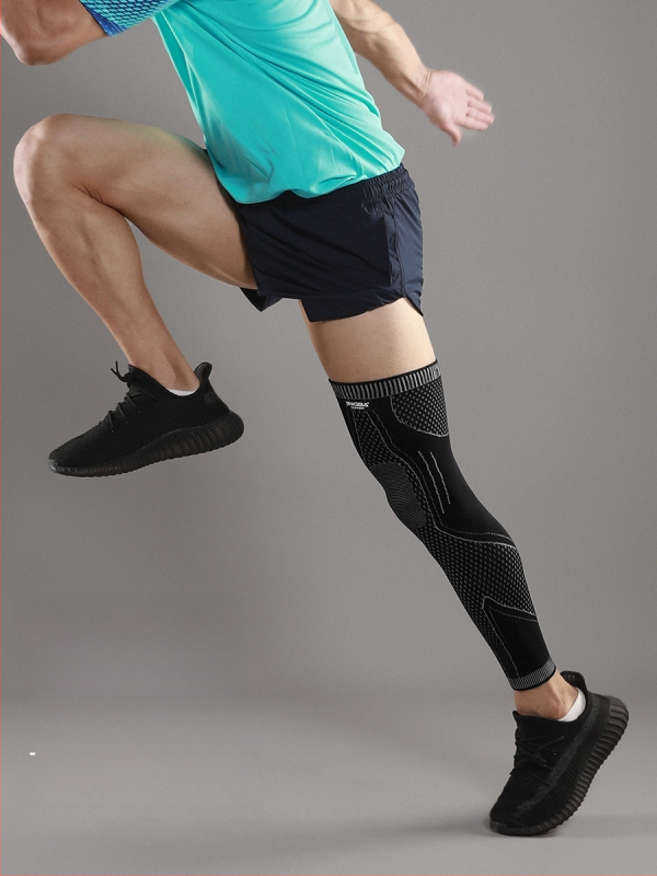 Kojų kelio apsauga - megzta, ilgesnė kompresinė kelio apsauga važiavimui, bėgiojimui, futbolui ir krepšiniui; medžiagos: nailonas, nailonas-spandeksas, latekso siūlai