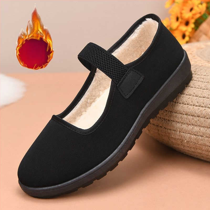 Moterų kanvinių batų su pūkuotu įdėklu; pirštas žuvies burnos formos; elastinė juostelė užsegimui; PVC padai