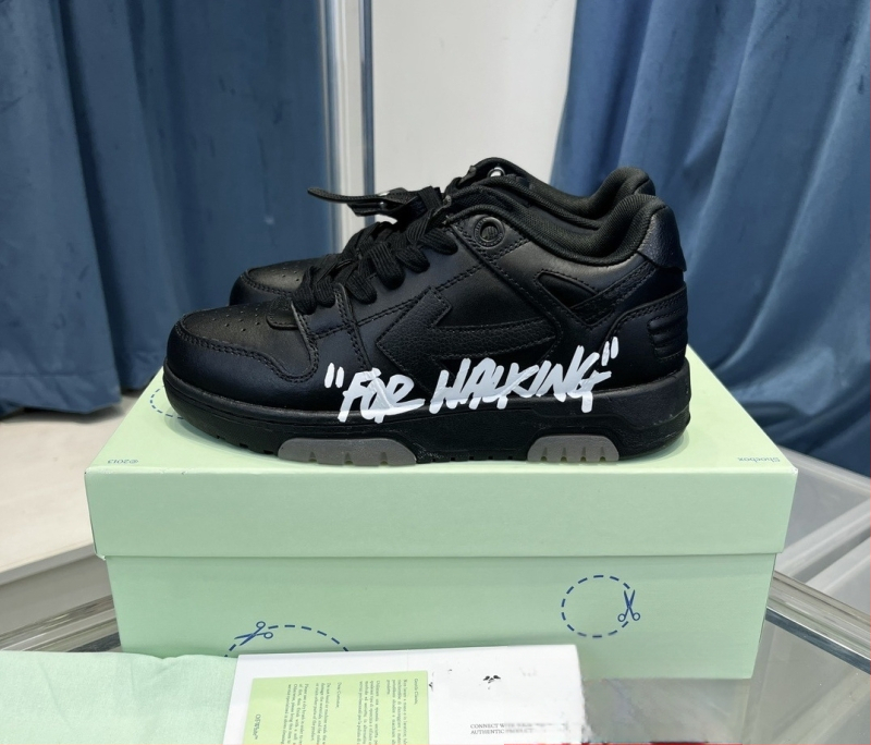 Sportiniai bateliai - viršus iš natūralios odos, gumos padas, apvali nosis, žemas viršelis, 3–5 cm kulnas, kvėpuojantys, atsparūs slydimui, unisex, kasdieniam nešiojimui