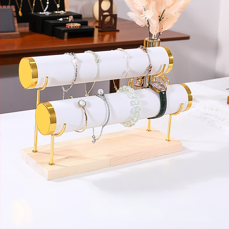 Триетажна дървена стойка за бижута за настолно експониране и съхранение на часовници и гривни
