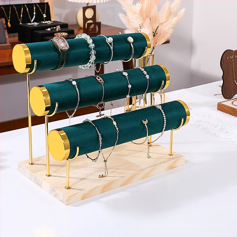 Триетажна дървена стойка за бижута за настолно експониране и съхранение на часовници и гривни