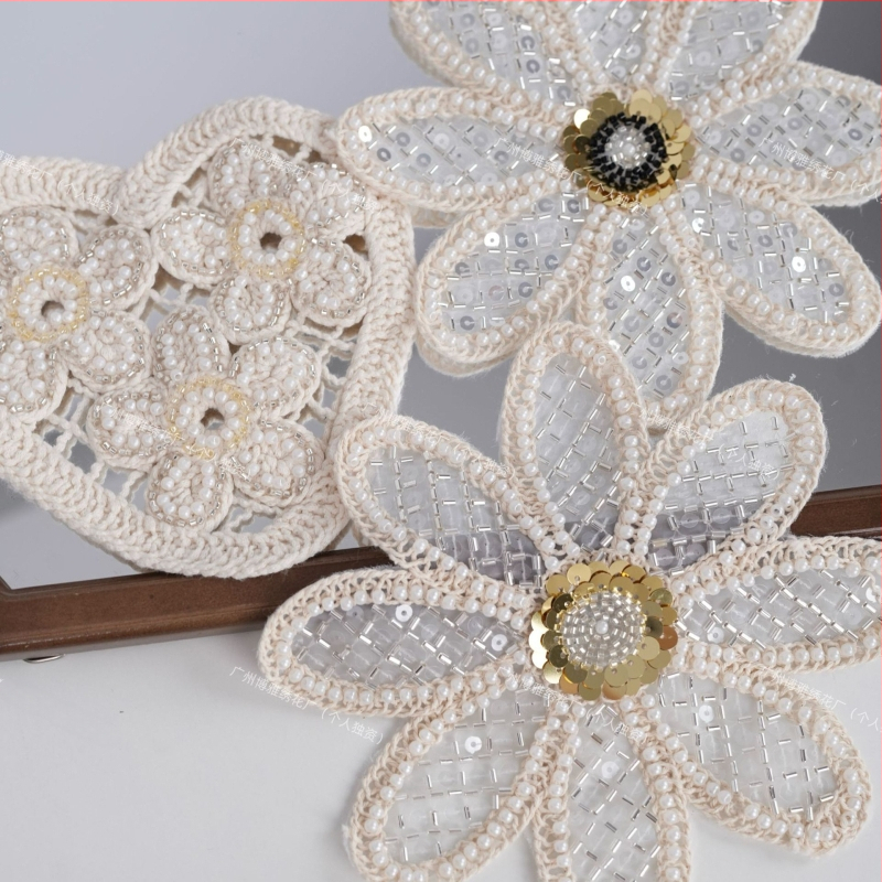 Perlų karoliukų lopas – gėlių motyvas, etninio stiliaus, madinga unisex, spausdinta siuvinėjimo, 2025 m. vasara