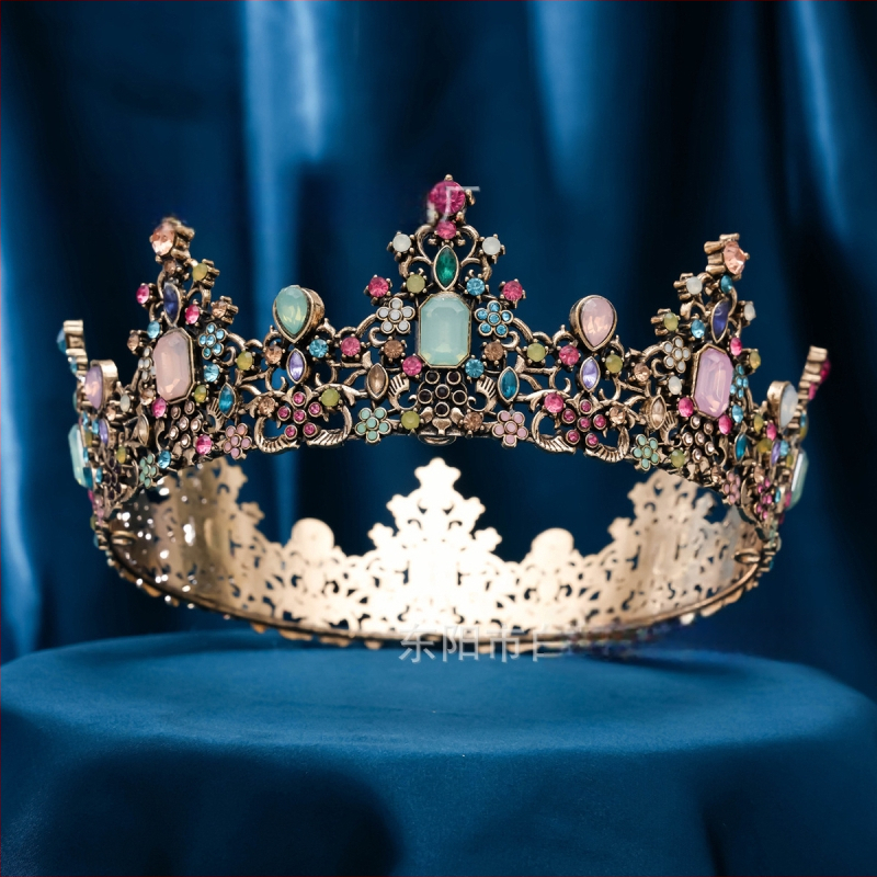 Vestuvinė karūna – Baroko Europos prabanga, Retro stilius (Lydinys; Elektroplatininimas; Karūnos forma; Pavasaris 2025)