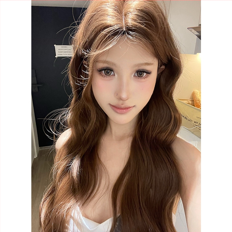 Garā viļņota parūka ar priekšējo mežģīni, modelis L150, daļēji roku darīta, augstas temperatūras izturīgas šķiedras, mūsdienīgs minimālisma stils.