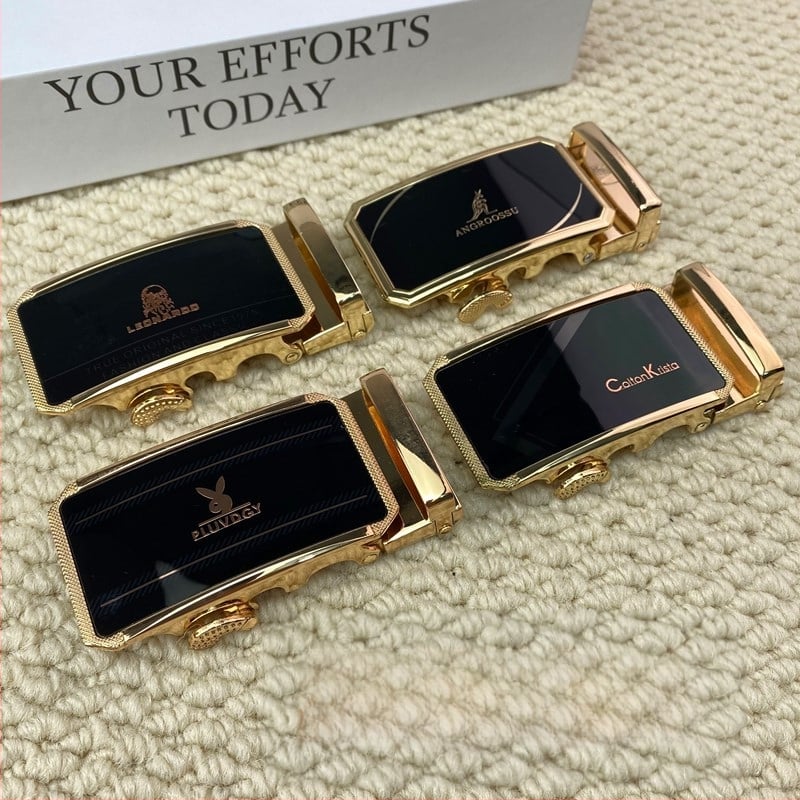 Automatinė diržo sagtis iš lydinio, stačiakampio formos, skirta lauko naudojimui, verslo stilius.