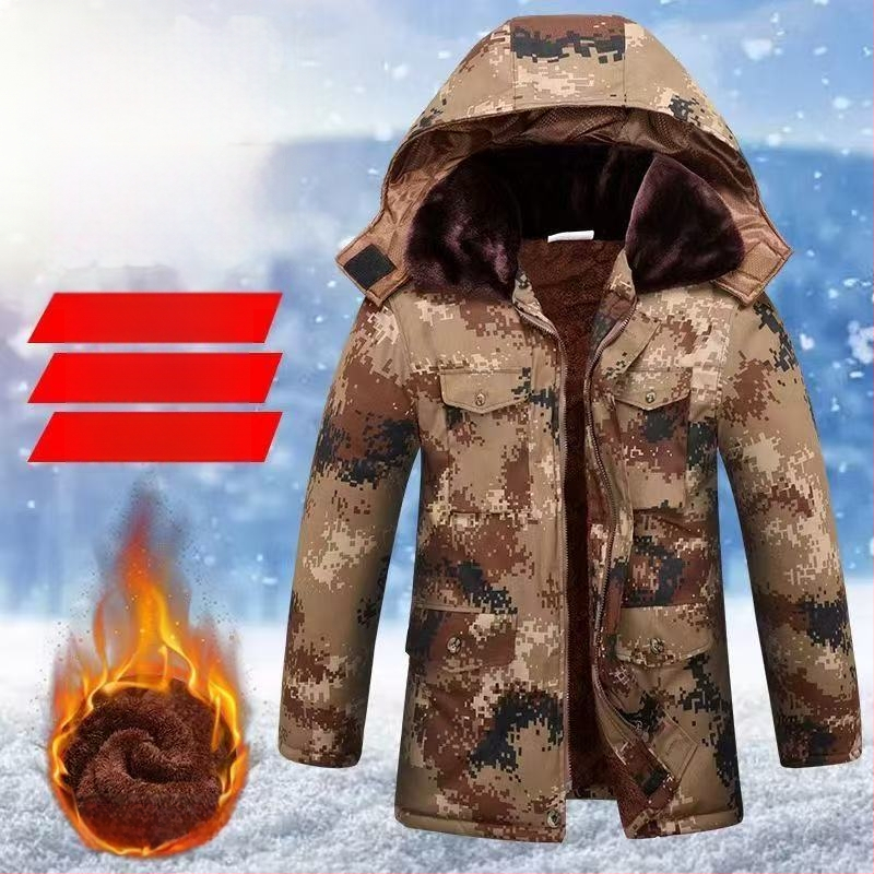 Palton camuflat cu umplutură poliesterică, glugă, fermoar, izolație groasă