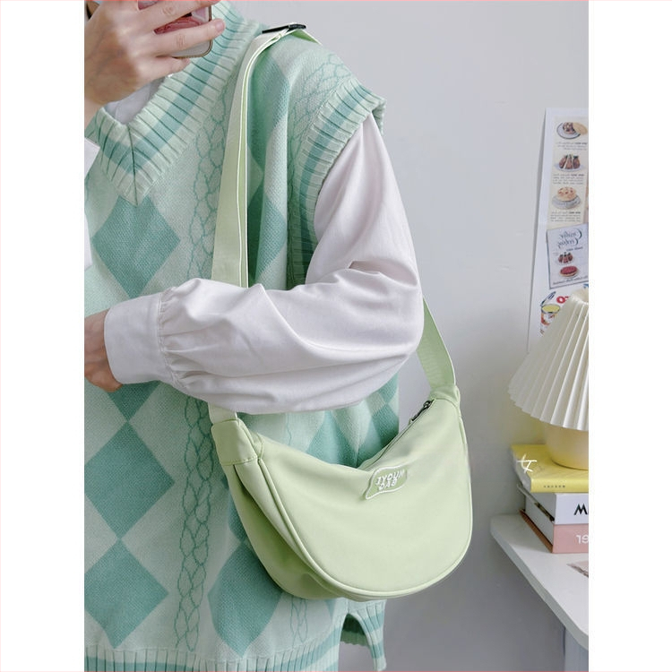 Geantă crossbody dumpling din poliester, căptușeală nylon — utilizare zilnică, lansare primăvară 2025