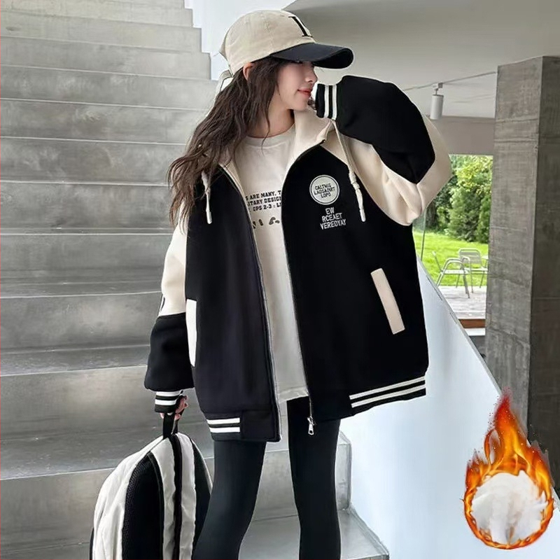 Geacă bomber cu glugă pentru fetițe, căptușită groasă, guler înalt, mâneci lungi, model cu litere