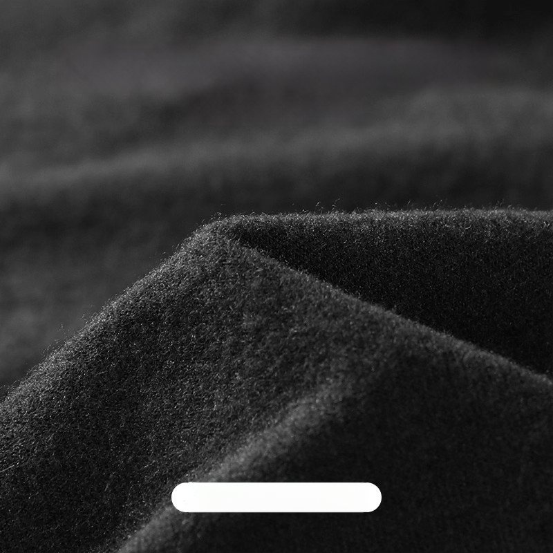 Muški zimski termalni top za bazni sloj – dugi rukav, duljina do bokova, mikro-veluro podstava, brzo sušenje poliestera 91–95%