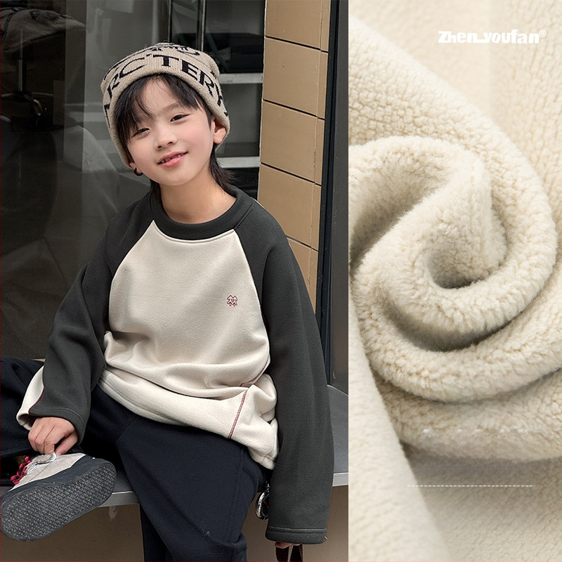 Tricou termic de bază pentru băieți, țesătură Derong, mâneci lungi, guler rotund, iarnă 2025, căldură groasă, 95,9% poliester, 4,1% spandex