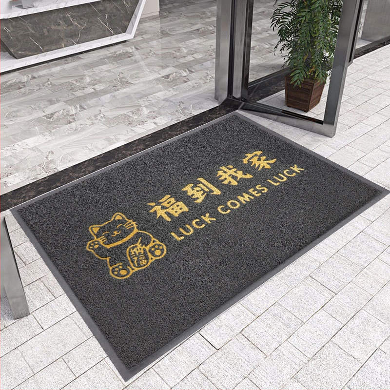 PVC ulazna prostirka – pravokutna, prilagodljiva i periva; pogodna za ulaze, balkone i komercijalne prostore; moderan minimalistički stil