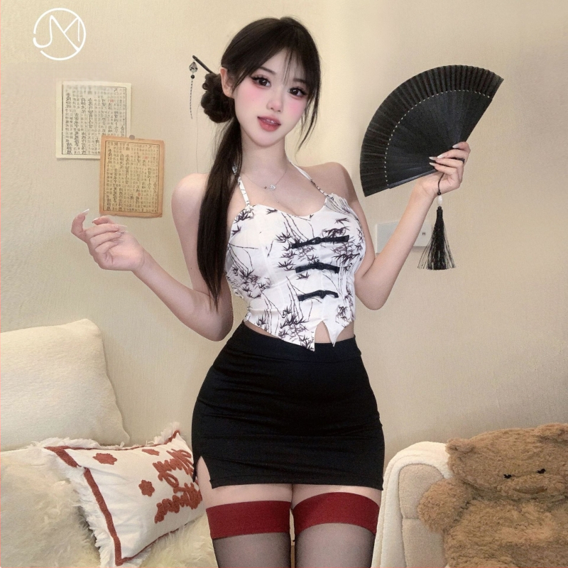 Seksi apatiniai komplektas, Kinų stiliaus Cheongsam halter su bellyband ir atviru dekolto dizainu, spausdintas trumpas sijonas, poliesteris (80–90%)