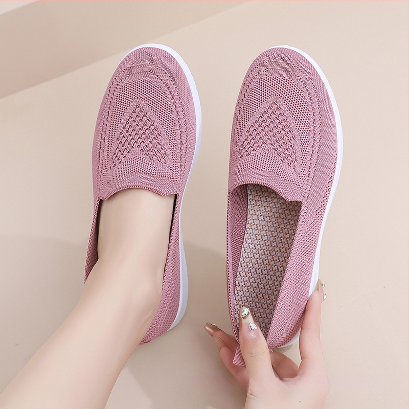 Moteriški kvėpuojantys tinkliniai bateliai slip-on, lengvi kasdieniam naudojimui, apvali nosis, plokščias kulnas, plastikinė padas