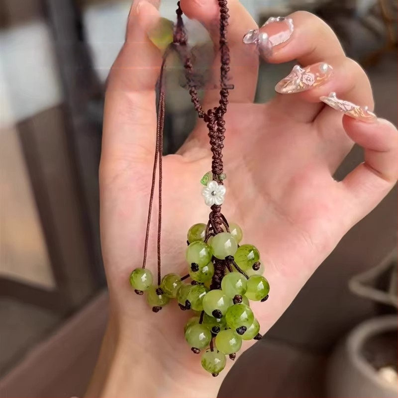 Zeleni privjesak u obliku grozda s Lily of the Valley — ručno izrađen DIY set materijala za lanac za telefon i ukras za torbu