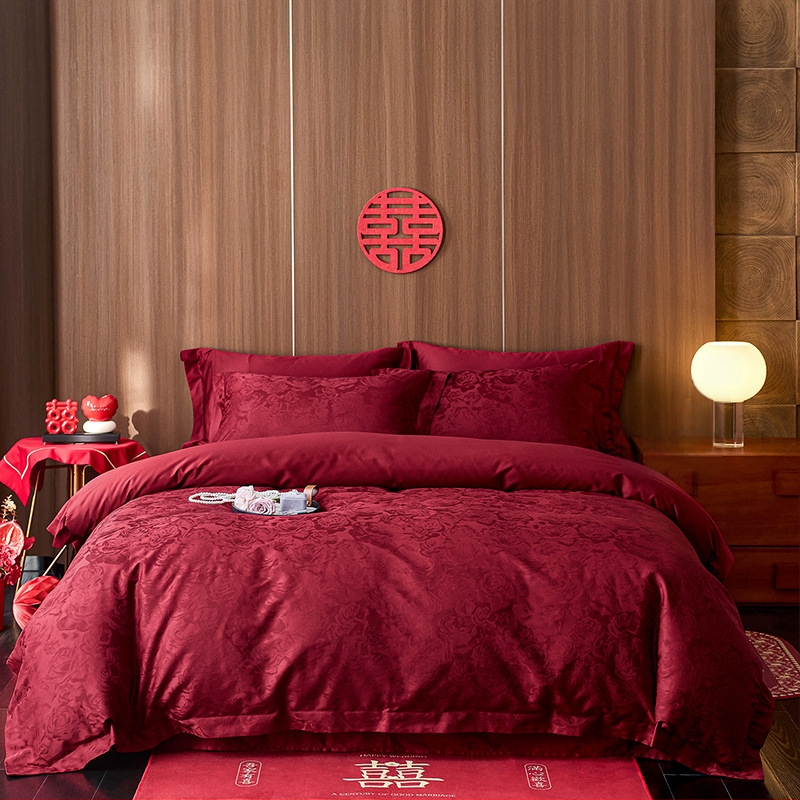 Neljaosaline voodipesukomplekt - pikkade kiudude puuvill jacquard, 100 lõng, kanga tihedus 200x100, pulmade stiil