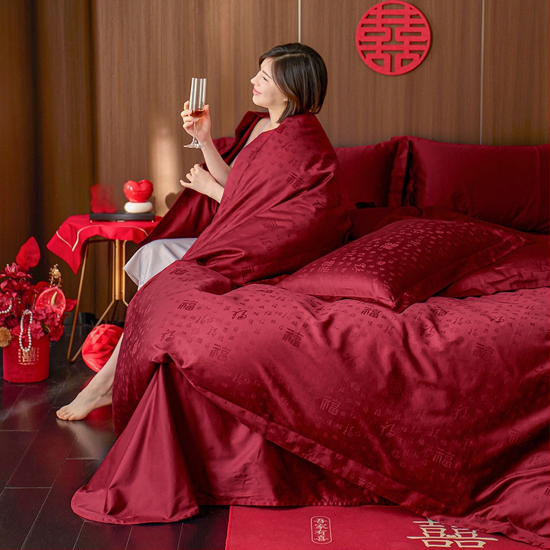 Neljaosaline voodipesukomplekt pikkade kiududega puuvillast, 100 niiti, Jacquard- ja satiinvõrk, reaktiivne trükk ja värvimine, taimede ja lillede muster, pulmade stiil