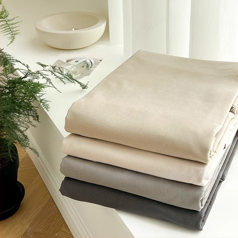 Tekikatte kate pestud puuvillast, twill-kudne, reaktiivne trükk, kaal alla 300 g, kohandatav üliõpilastele internaatides