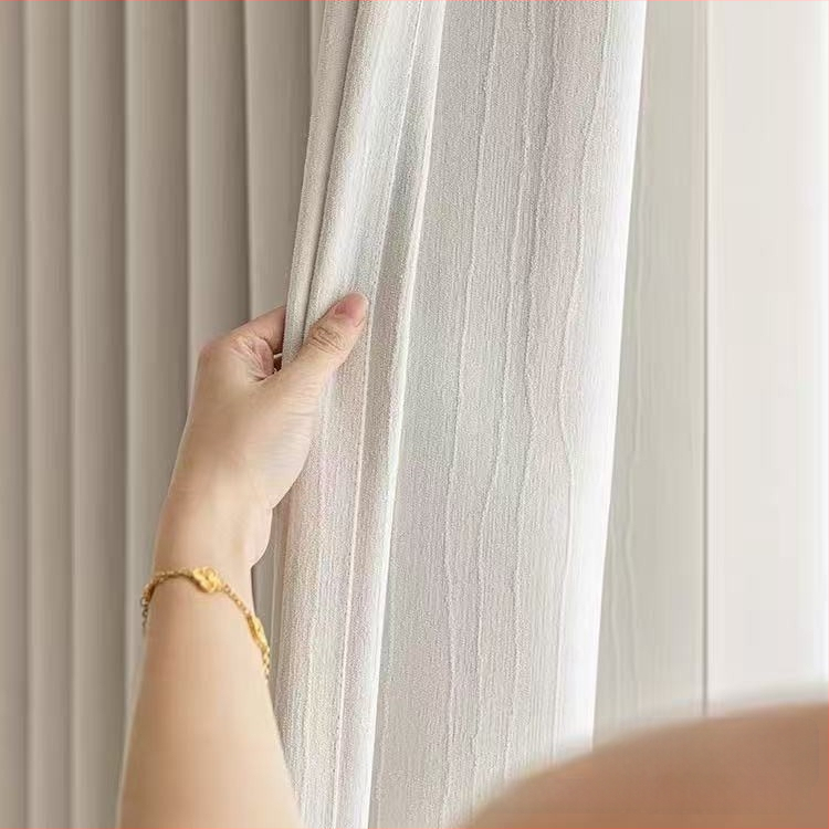 Akeni kardinad Chenille Jacquard kangast, kahepoolselt reljeefne tekstuur kõverate triipudega, Bauhausi stiil, kõrge varjatus 71–90%