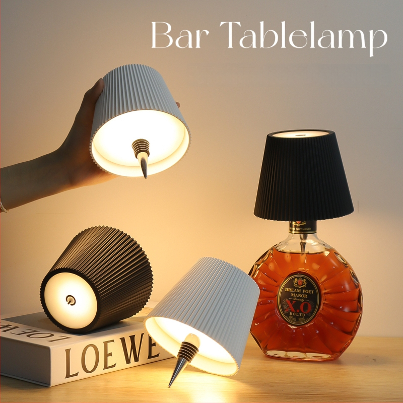 LED lampica s prugama za atmosferu – stolna lampa za bocu vina, bar, moderan stil