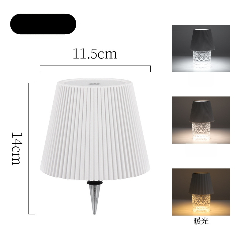 LED lampica s prugama za atmosferu – stolna lampa za bocu vina, bar, moderan stil