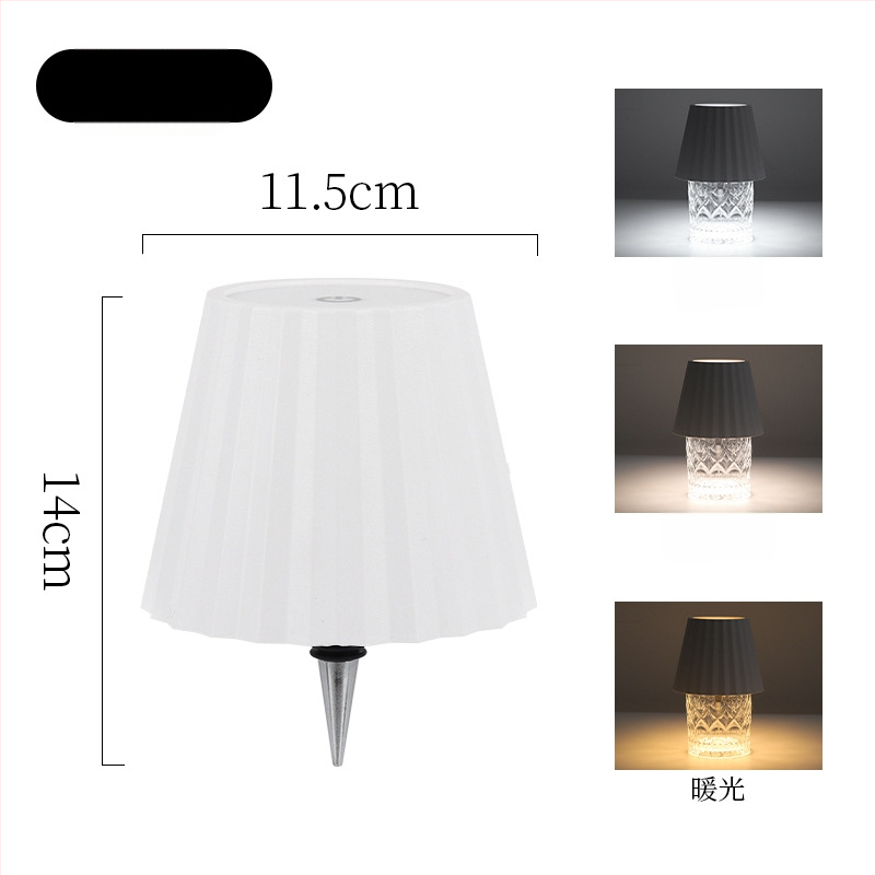 LED lampica s prugama za atmosferu – stolna lampa za bocu vina, bar, moderan stil