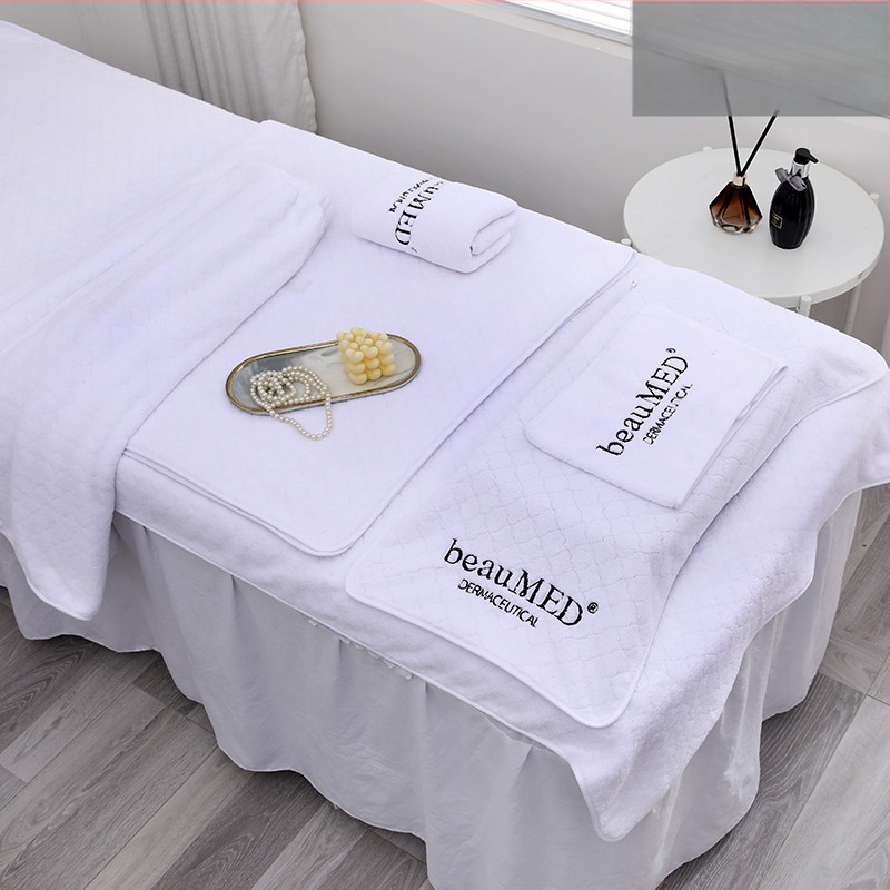 Ilusalongi näorätik logoga, korallfliis, 300 g, imavus 16–20 s, kohandatav, õmblemine