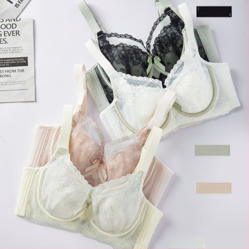 Nailoninė liemenėlė su nėriniu, itin plonas dizainas, 3/4 puodeliai, putų puodeliai, nugaros užsegimas su keturiomis kabliukų ir akių eilėmis (Nailonas; 3/4 puodeliai; putų puodeliai; nugaros užsegimas)