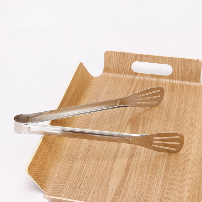 Ξύλινος ορθογώνιος δίσκος σερβιρίσματος με ριγέ σχέδιο και λαμπερή επιφάνεια, δυνατότητα παραμετροποίησης λογοτύπου