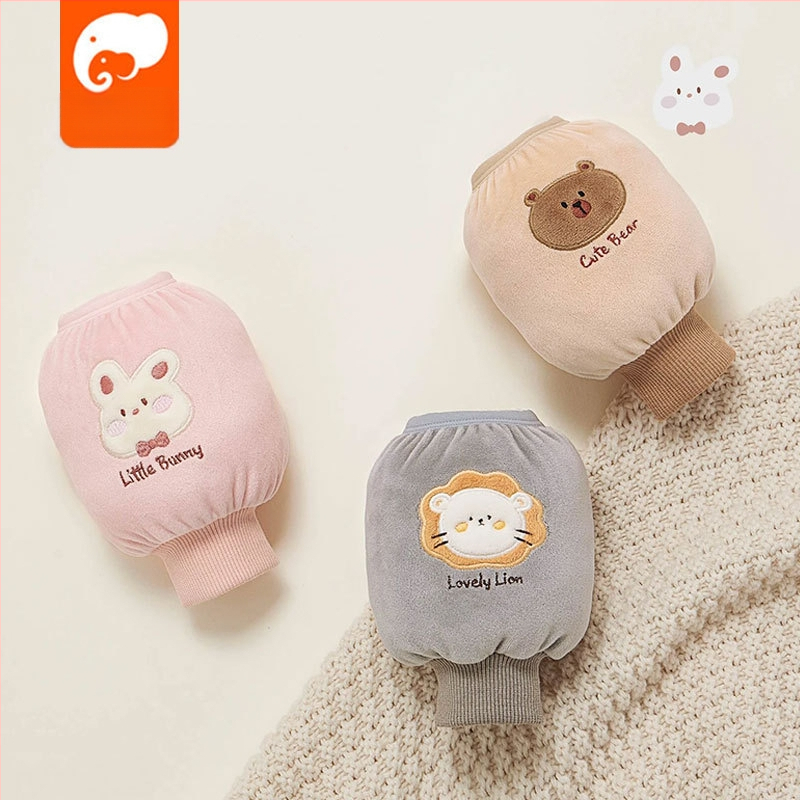 Laste kootud käevarrukad õmmeldud ning mustuse tõrjega, vanus 1–13 aastat, talv 2024