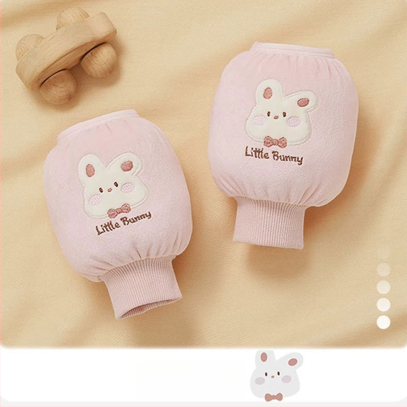 Laste kootud käevarrukad õmmeldud ning mustuse tõrjega, vanus 1–13 aastat, talv 2024