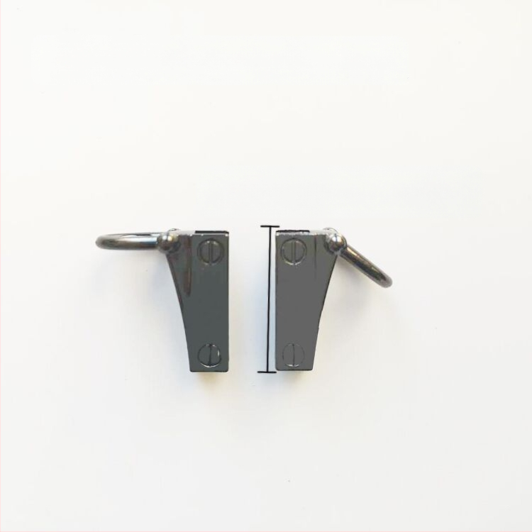 sanmushi τσάντα crossbody με μεταλλική εξάρτηση: γάντζοι για το λουρί, μπαιονέτ αγκίστρια και πλαϊνά κλιπ