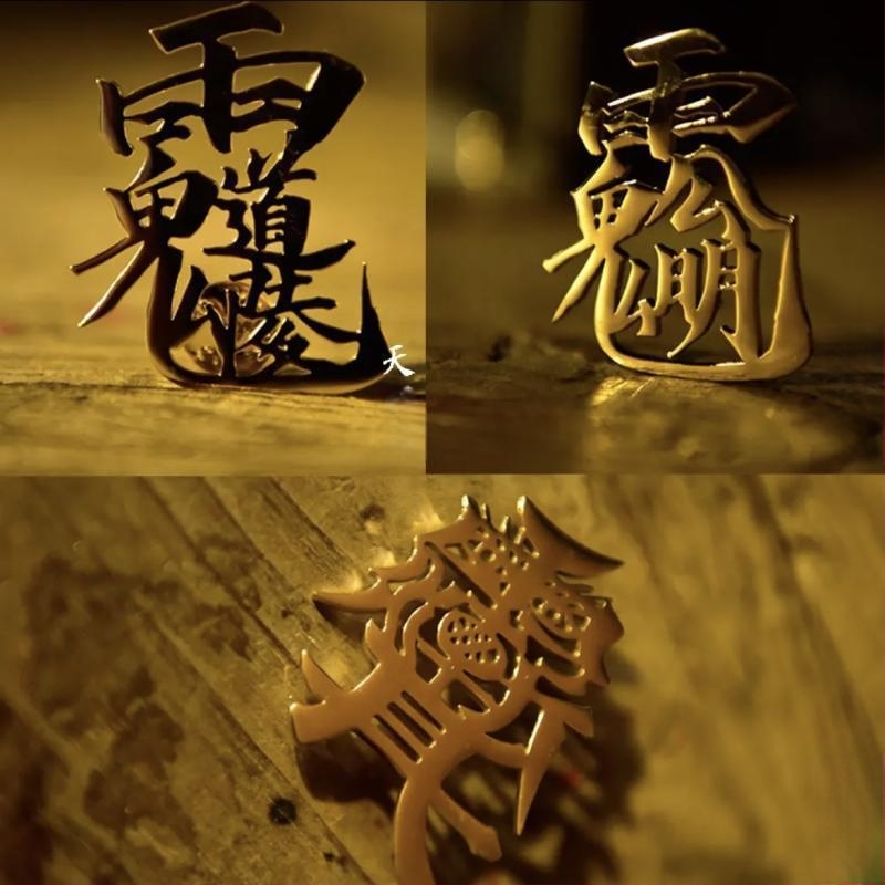 Брошка — украса, сладък и свеж стил, личностна тенденция