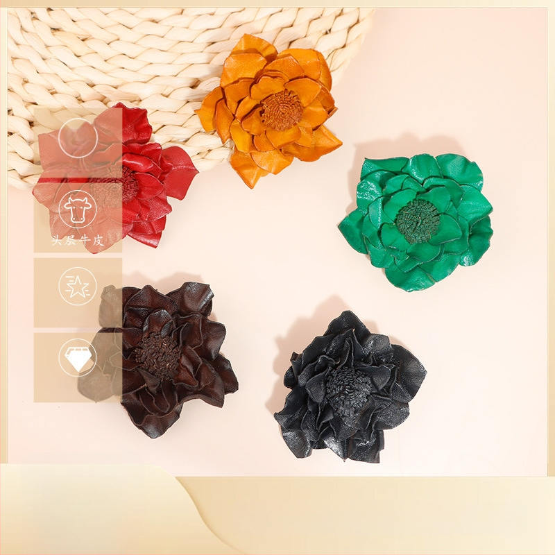 Širdies formos odinis lotus žiedas – rankų darbo, trimatė odos gėlė, DIY odinis aksesuaras galvai ar rankinei, pirmos kokybės oda